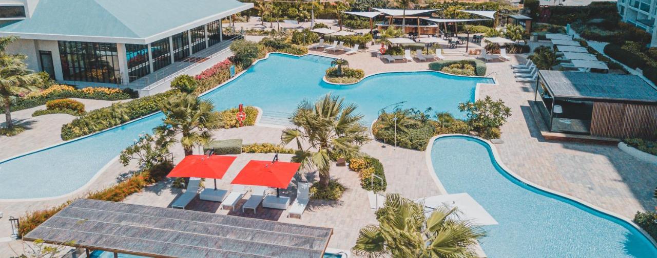 Radisson Blu Aruba Hotell Palm Beach Exteriör bild