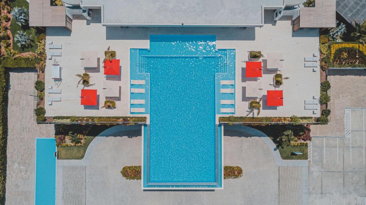 Radisson Blu Aruba Hotell Palm Beach Exteriör bild